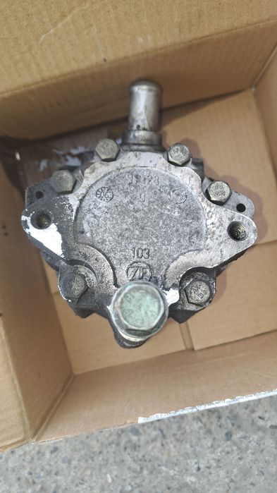 Хидравлична помпа Audi A4 B7 2.0TDI 140 BPW