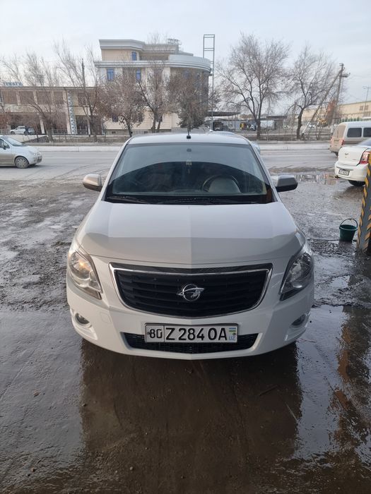 Mashina yaxshi holatda