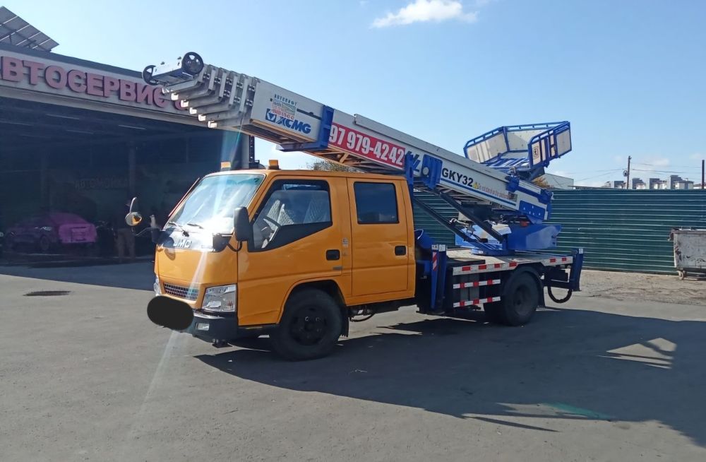 Автолифт 32м продается JMC XCMG