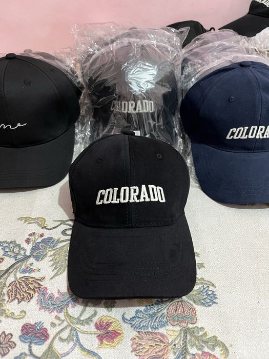 Кепка с надписем колорадо