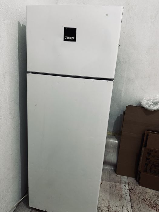 холодильник даухкамерный