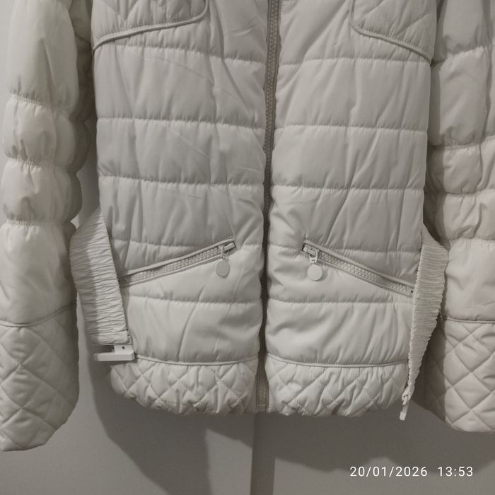 Дамско,зимно, бяло яке