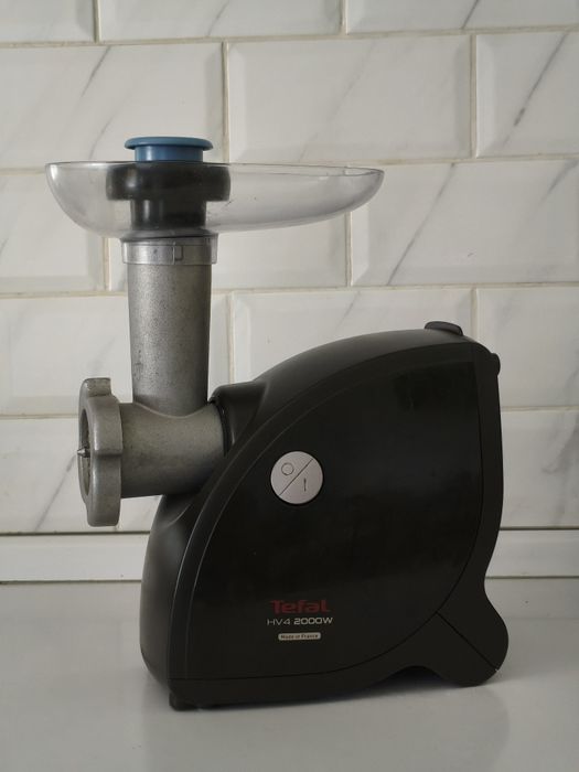 Мясорубка Tefal HV4