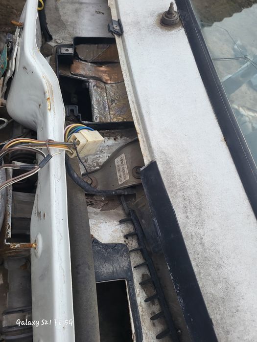 Продам кузов по запчастям