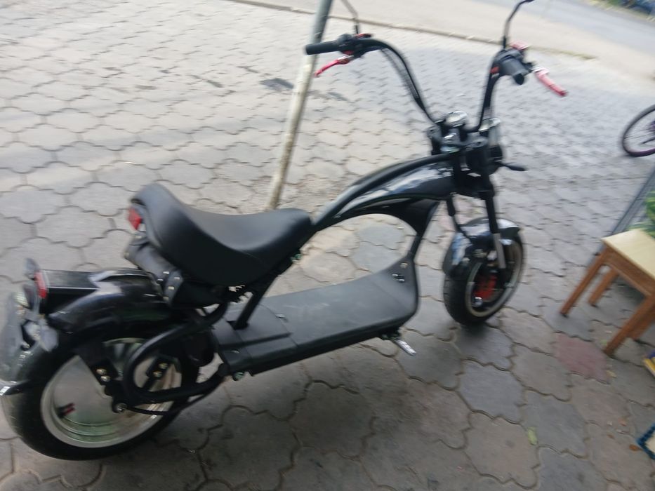 Электроскутер продам
