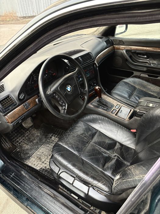 Продается BMW e38