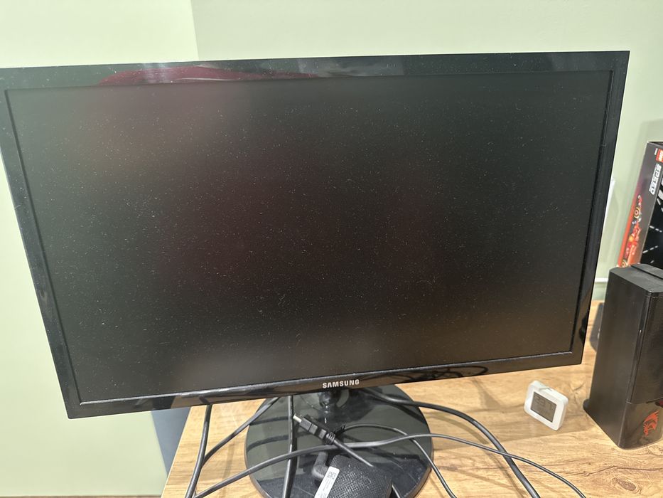 Монитор Samsung 21,5 дюймов