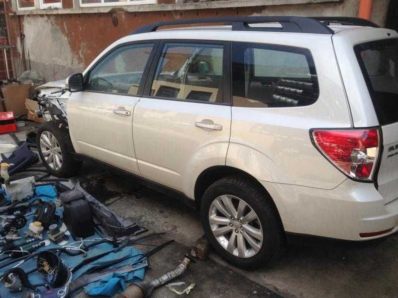 Субару форестър 2.0i / Subaru Forester 2.0i на части