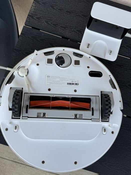Robot aspirator Xiaomi Mi Vacuum Mop – aspiră