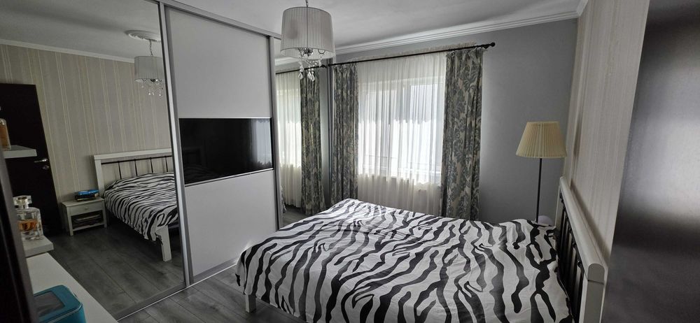 Proprietar: Vand apartament cu 3 camere: Cluj - zona Mărăști