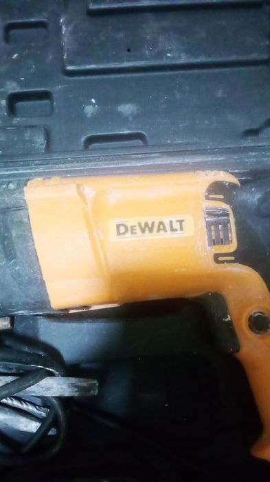 перфоратор сотилади