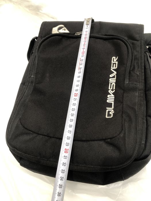 Продавам чанта quiksilver