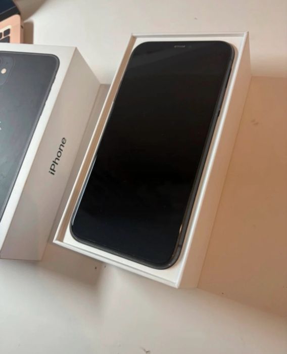 Iphone 11 black