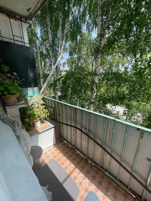 Продам 2х, ул.Бурова, 12