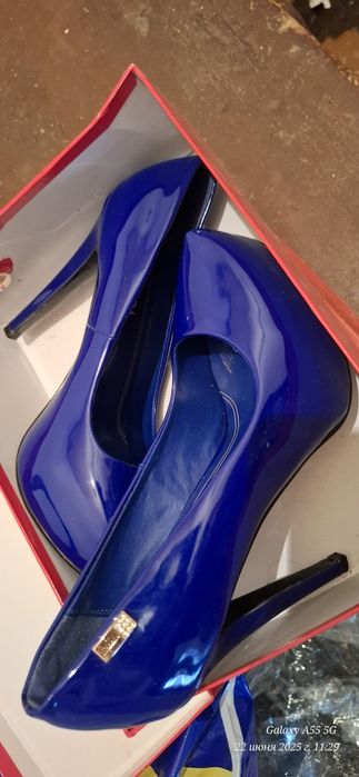 Туфли женские  в отличном состоянии