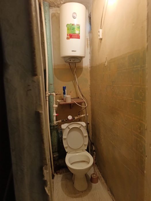 Продам 2 комн кв РТИ 12 дом