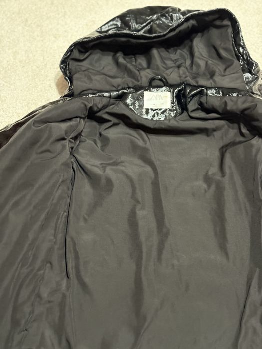 Geaca fetite Zara, neagra, impermeabila, 10 ani
