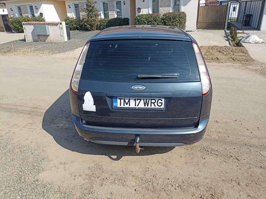 FORD Focus 2011 — imagine 4