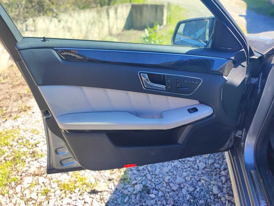 Салон от Мерцедес Е класа W212 седан