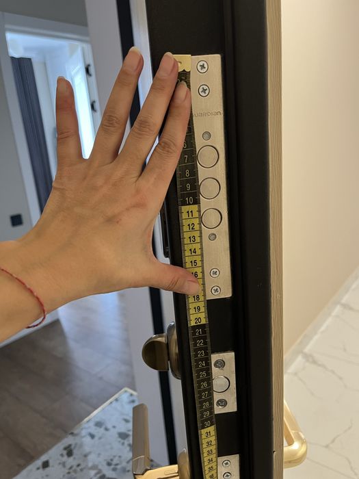 Продам 2 дверных замка