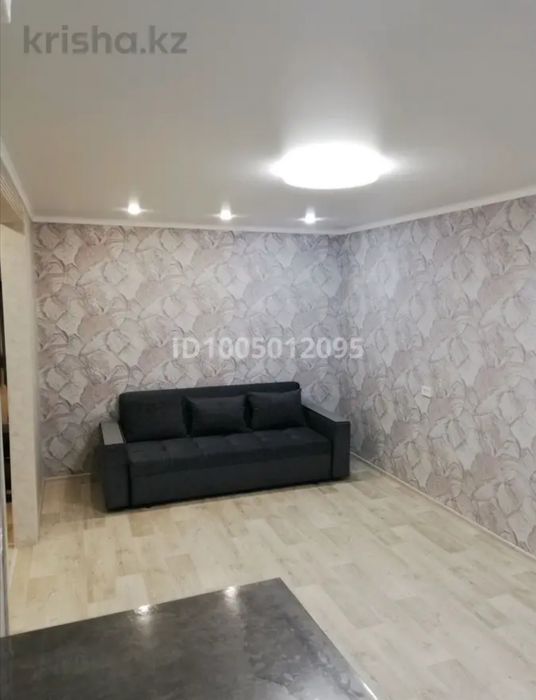 Продаётся 2 х  ком. квартира