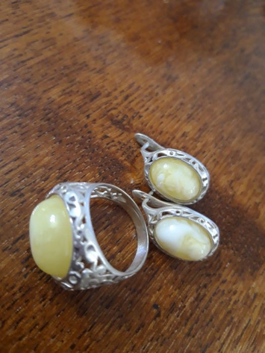 Янтарный комплект