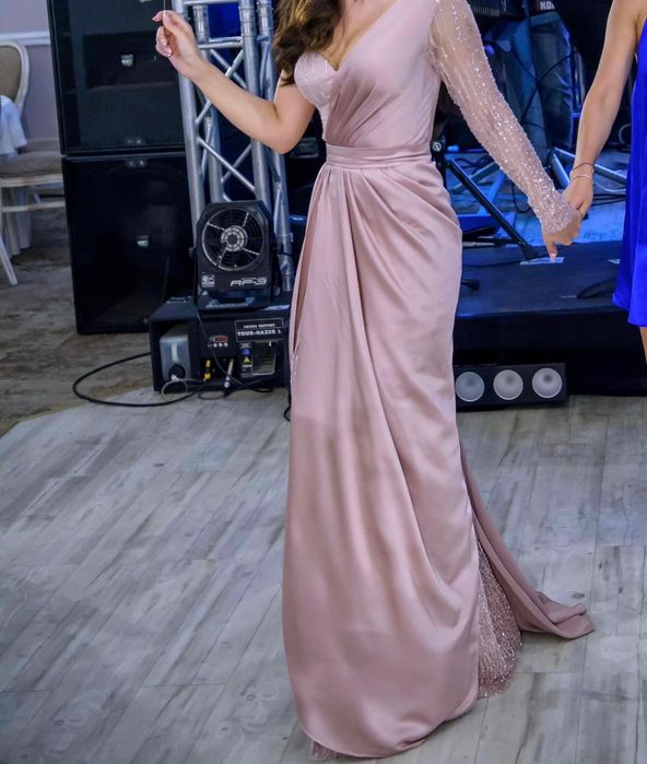 Rochie eleganta de nasa