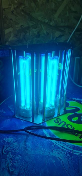 Lampă germicida profesiobala UV-C EROND : 3 tuburi UV-C de 18 W