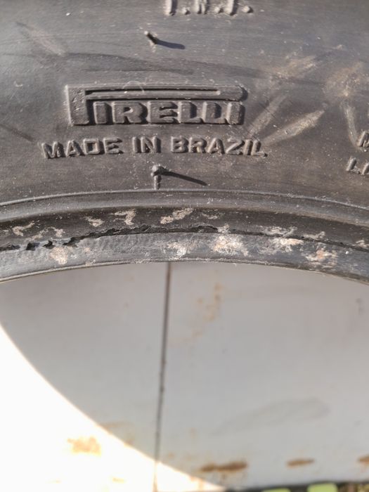 Продам мотошину PIRELLI.