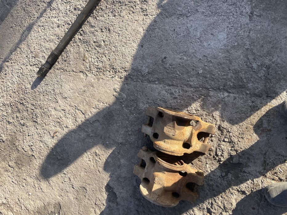 Букса камаз 2 дона сотилади