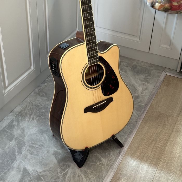 Yamaha fgx830c электроакустическая гитара