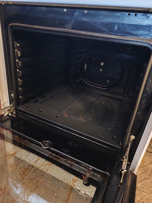 Продам газовую плиту