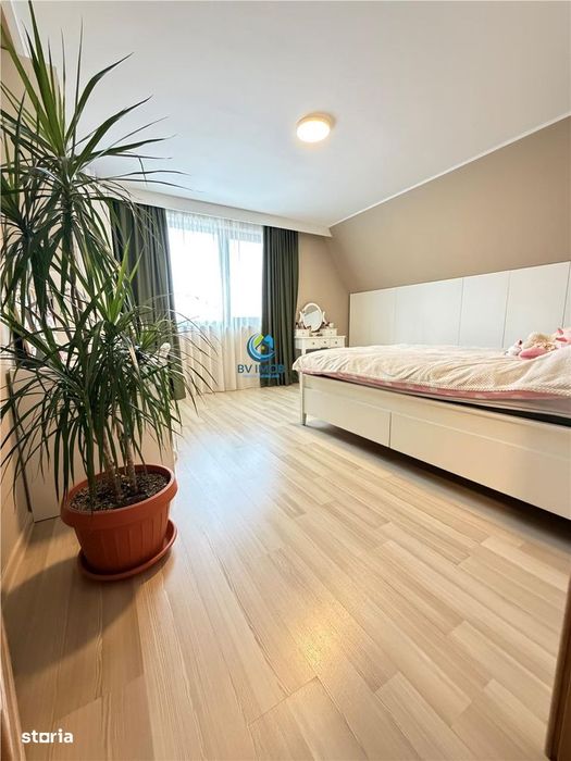 Vanzare apartament 4 camere pe 2 etaje, 3 bai, Urban Residence