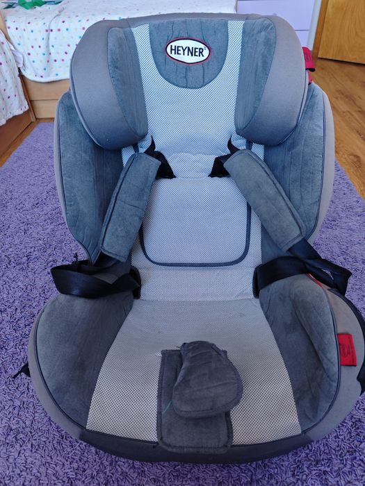 Детско столче за кола