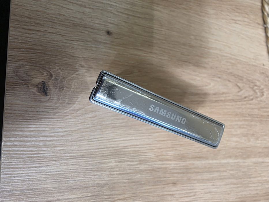 Samsung Z Flip 5
