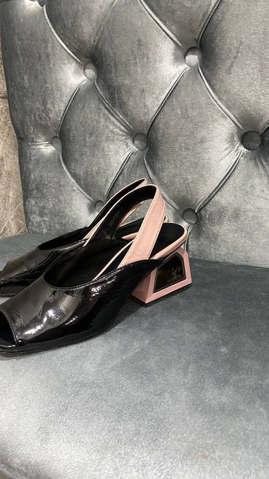 Oyoq kiyim sotiladi sifati alo