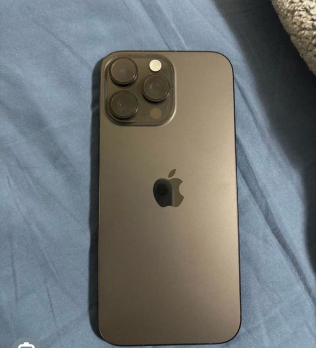 Vând iphone 16 pro max