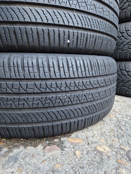 4бр. 235 50 20 Pirelli всесезонни.