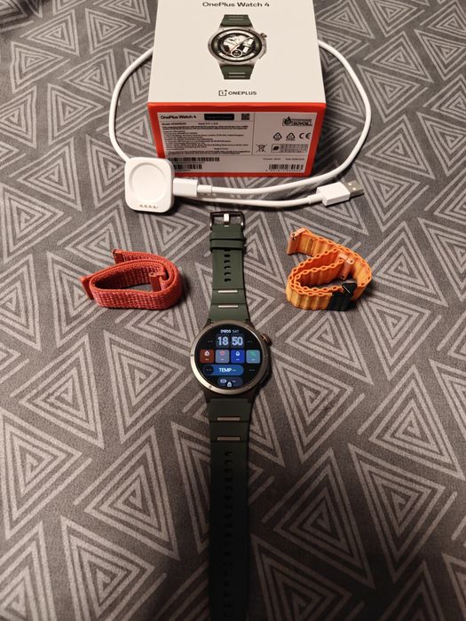 OnePlus Watch 4 full box