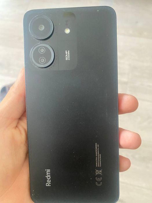 REDMI 13 C TELEFON IDEAL HOLATI YANGI  ekaranda ozro singan yorilgan