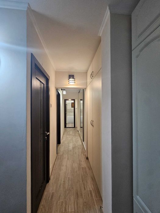 Inchiriez apartament 3 camere PB Decebal