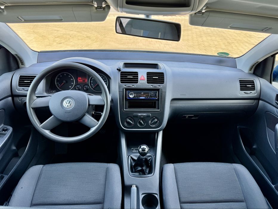 VW Golf 5 1.4 Benzină - MPI 2005 Recent Adusa