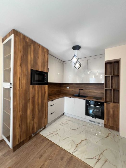 Двустаен имот в кв.Малинова долина