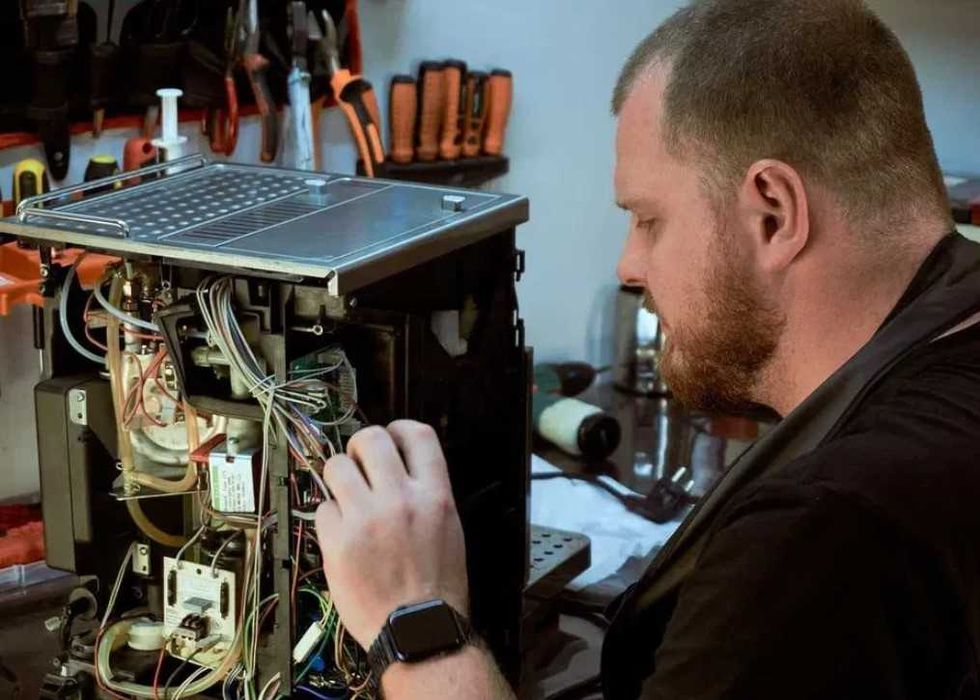 Service reparatii expresoare cafea Bistrița, Reparatii aparate cafea
