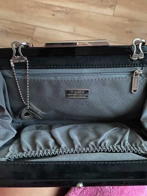 Лачена чанта - Picard