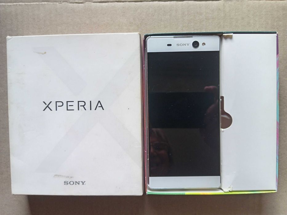 Продаеться Sony Xperia XA Ultra ЗАПЧАСТЬ