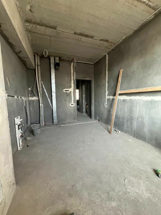 Продаётся кв-ра в новостройке Етти Чинор 4 -х комн Юнусабадский район