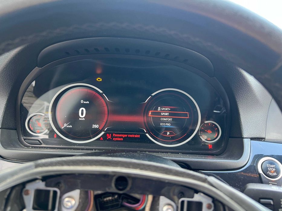 На Части BMW F10 535i xDrive M-Pack/Headup/6WB/Softclose