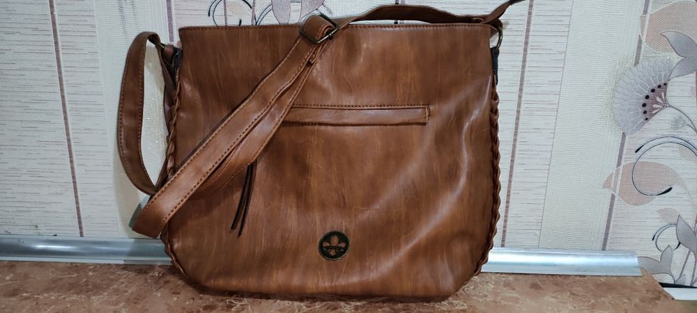 Продается кожаная сумка