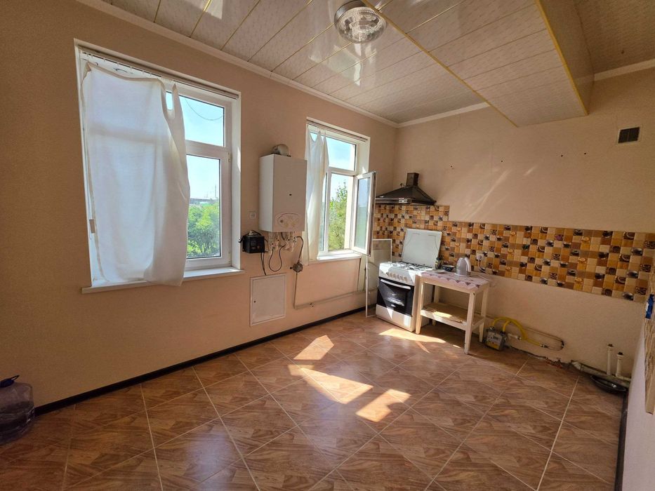4 xonali 130m² 2-qavat.